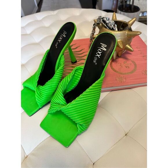 Mixx Shuz Neon Heels SZ 9 - Picture 1 of 5